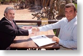 Renfe y Bioparc firman un convenio para fomentar el uso del tren para visitar el zoológico
