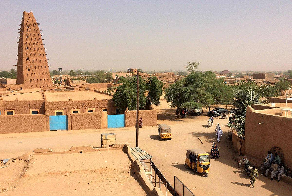 La estructura de adobe más alta del mundo, Agadez, Níger (+VÍDEO)