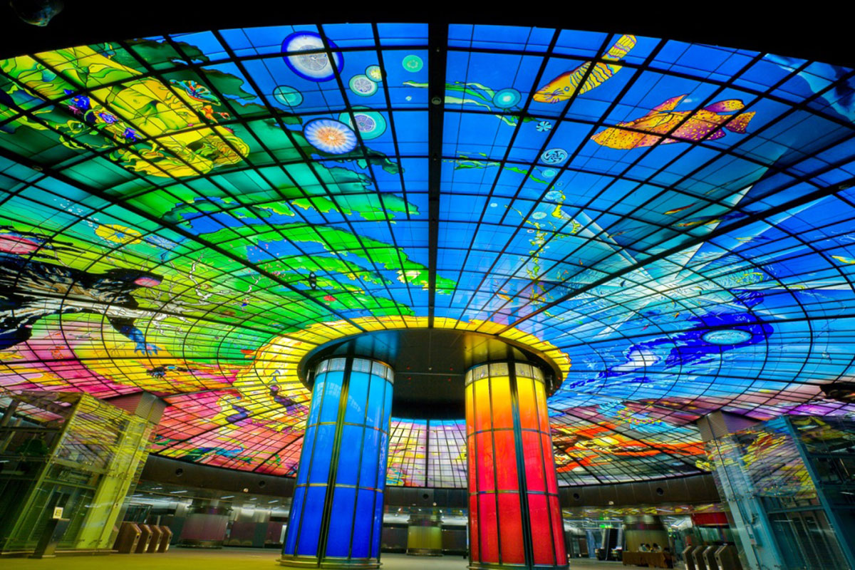 La cúpula de cristal iluminado más grande del mundo, Kaohsiung, Taiwán