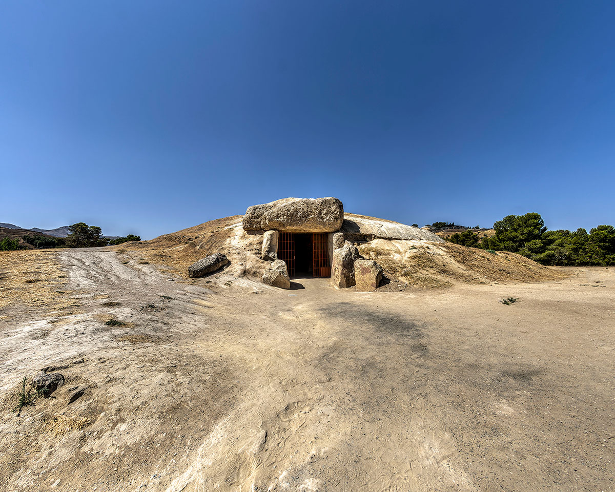 Secretos de la arquitectura megalítica: el dolmen de Menga Foto 01