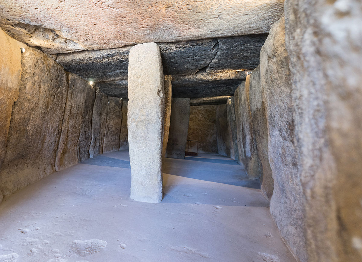 Secretos de la arquitectura megalítica: el dolmen de Menga Foto 07