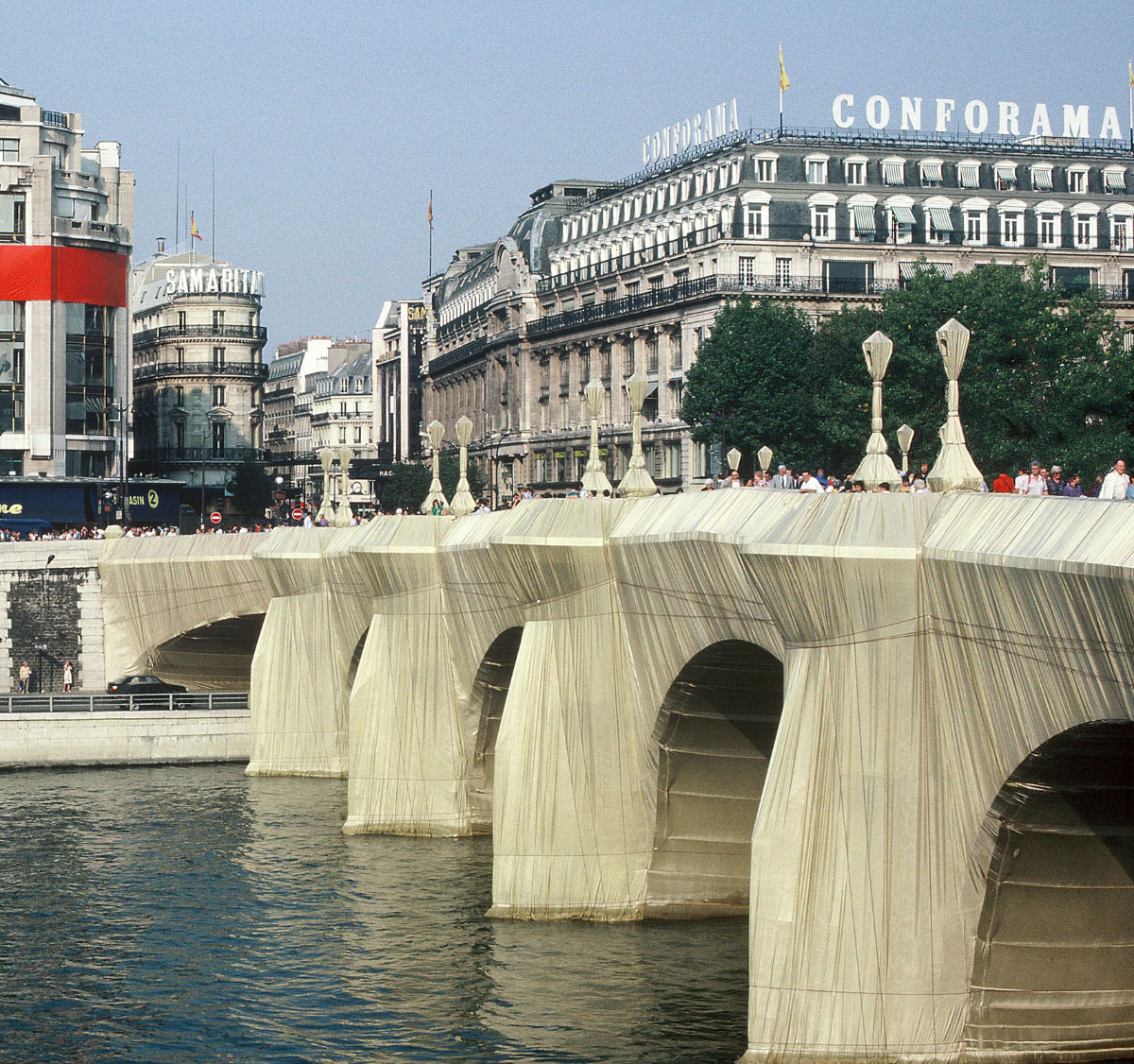 Escenografías urbanas: la ciudad como espacio de lo efímero