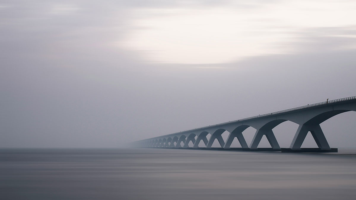 Un puente entre Arabia Saudita y Egipto a través del mar Rojo