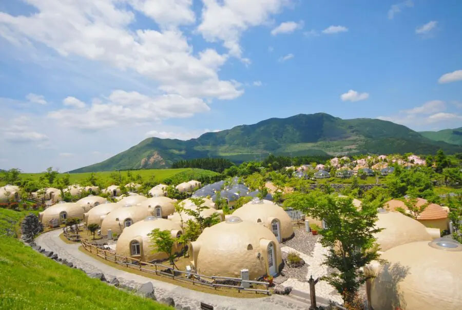 Unique-tourism-at-Aso-Farm-Land-05