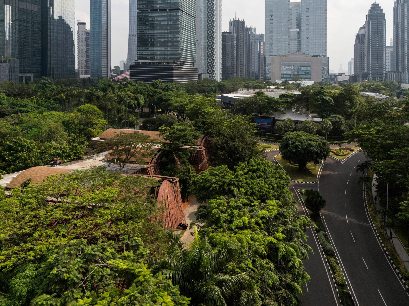 LATTICE-CREATIVE-GARDEN-1